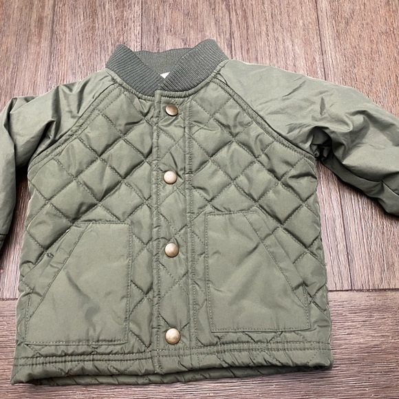Army Green puffer jacket crazy 8 6-12 month - Picture 1 of 3